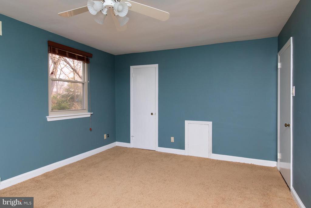 127 Kingston Rd
