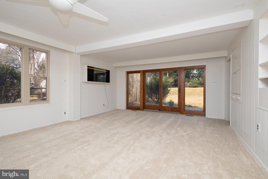 127 Kingston Rd