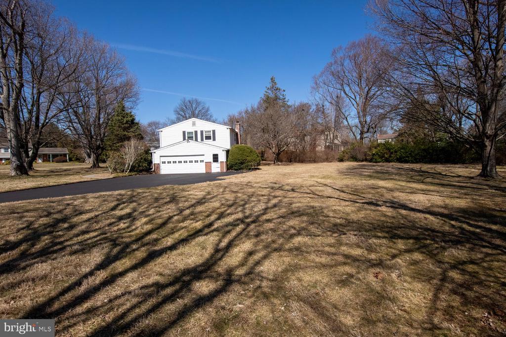 1655 Ludwell Dr