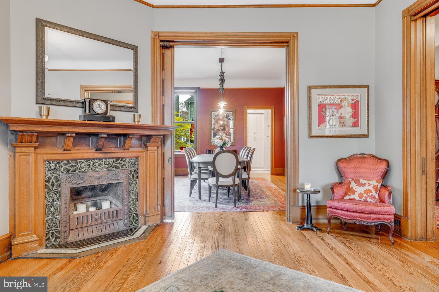 157 Fernbrook Ave
