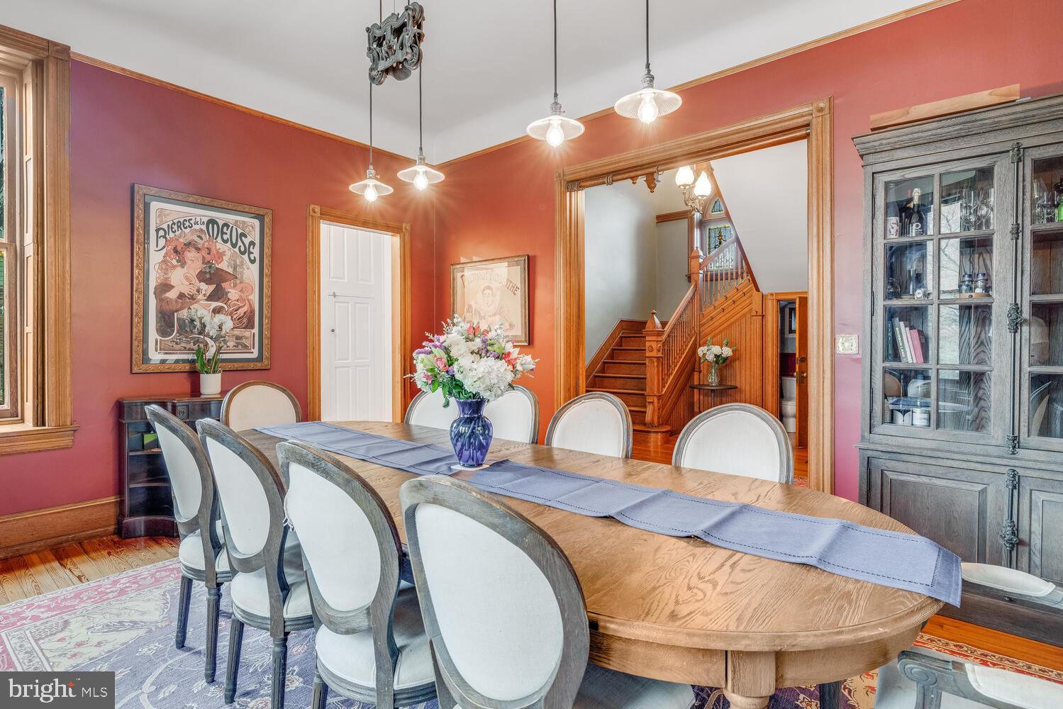 157 Fernbrook Ave