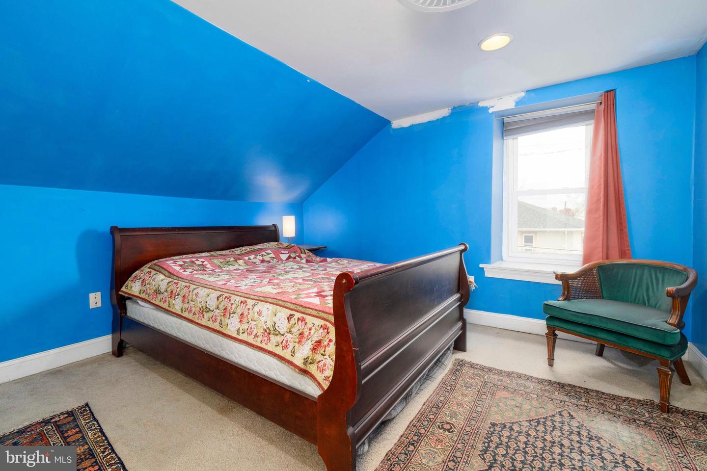 92 Orange Ave