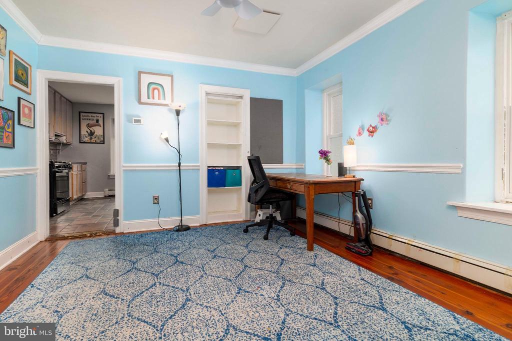 92 Orange Ave
