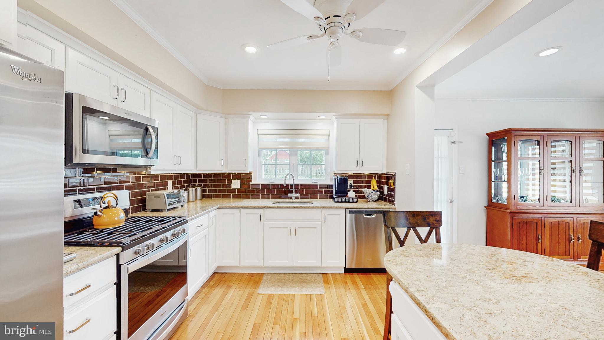 19 Laburnum Ln