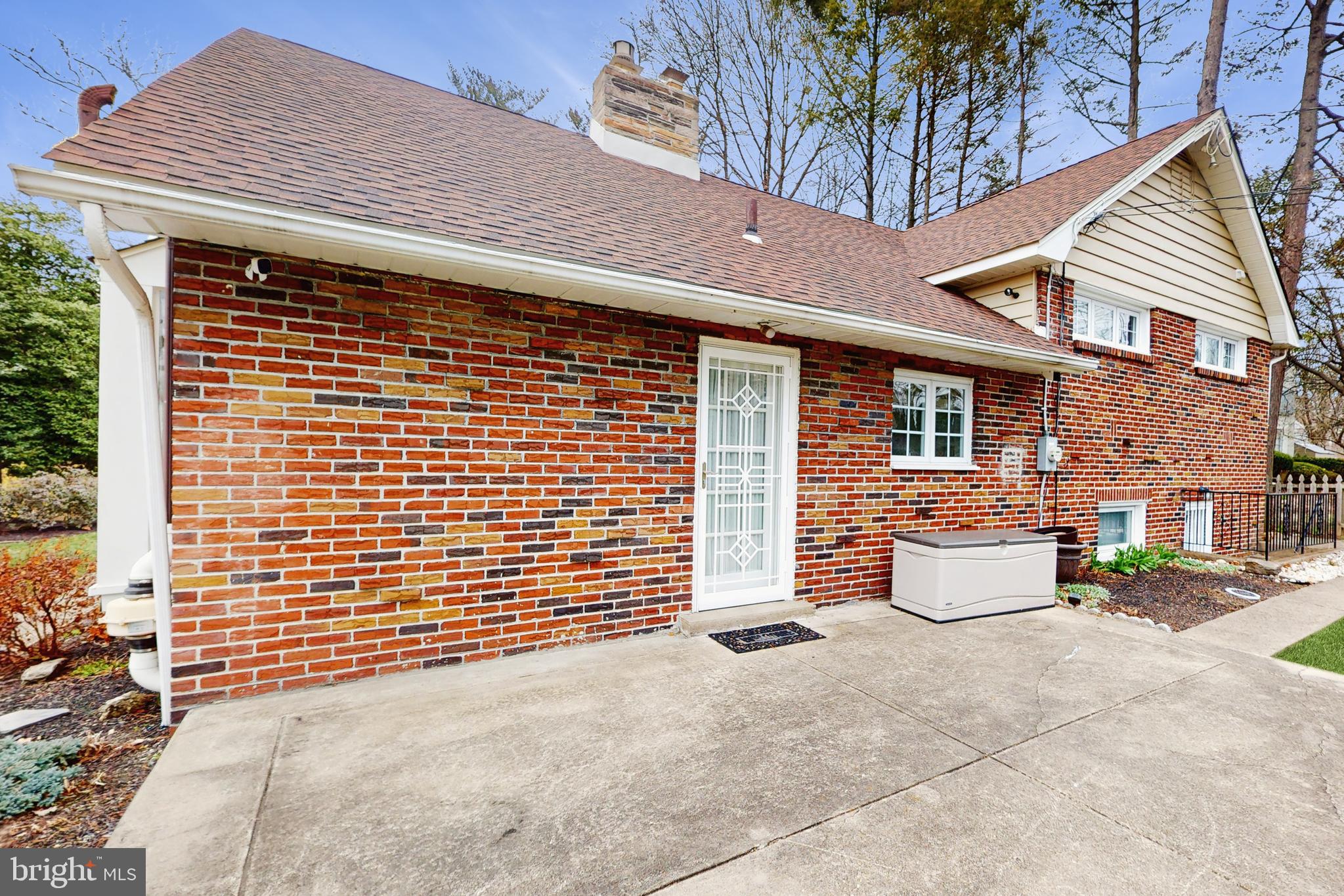 19 Laburnum Ln