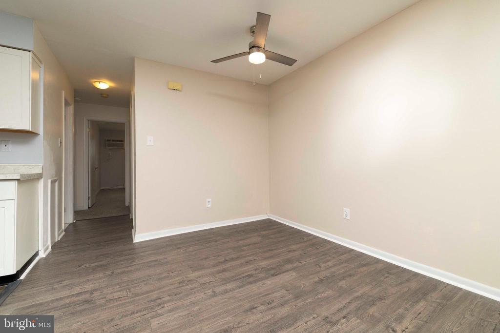 212 W 1ST AVE #13