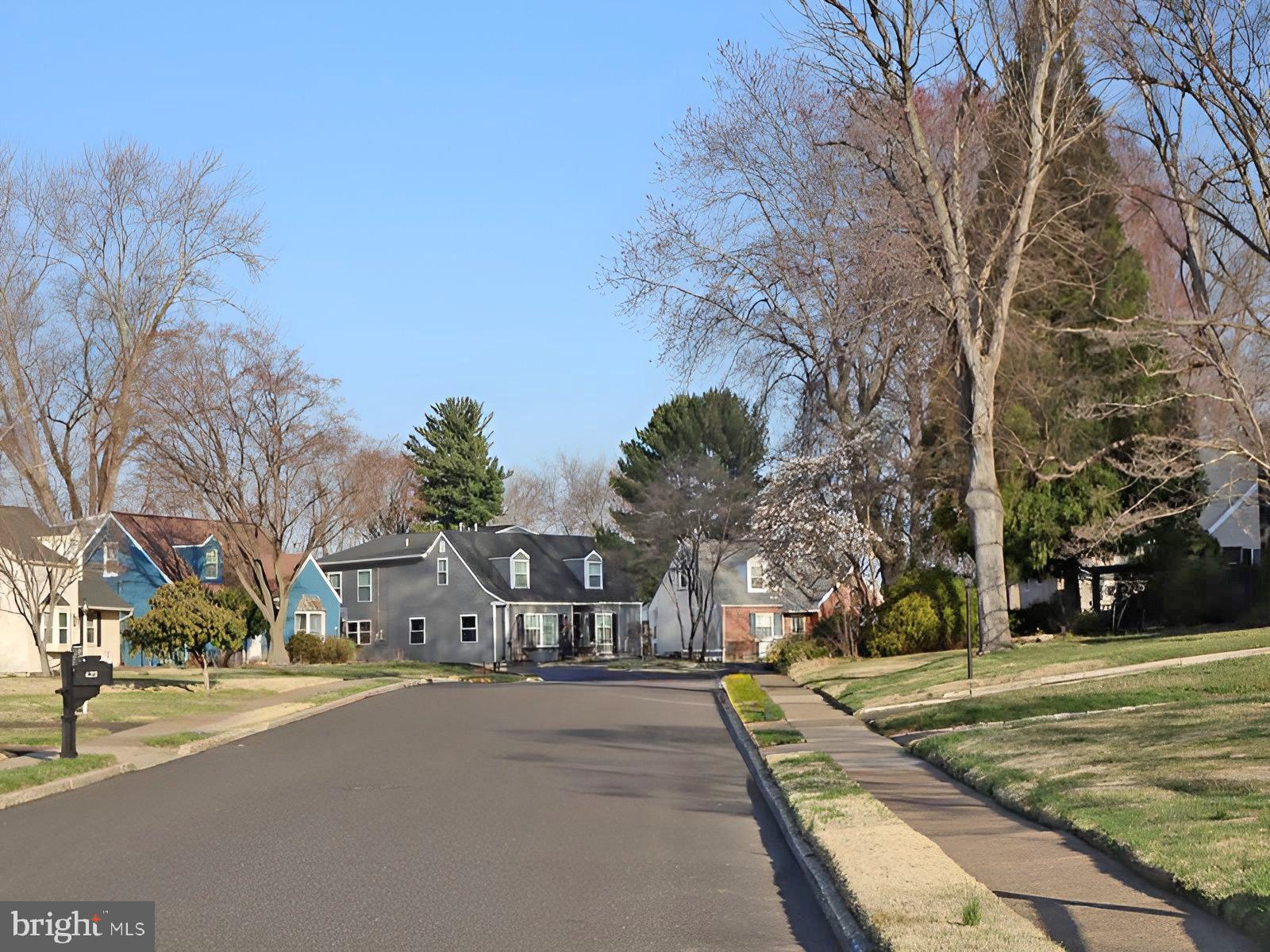 436 Manor Rd