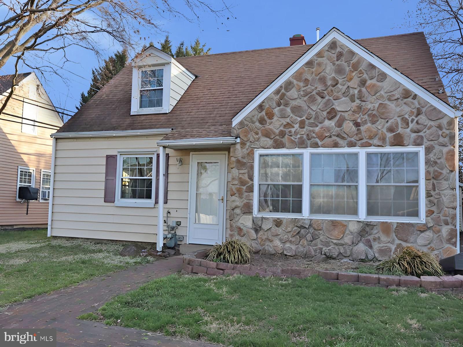 436 Manor Rd