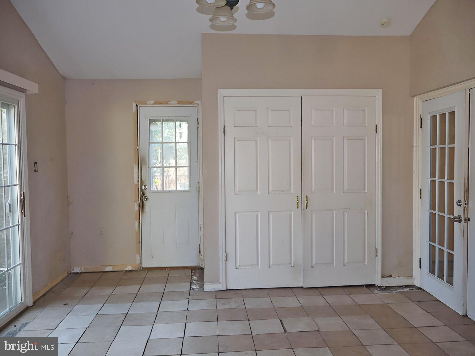 436 Manor Rd