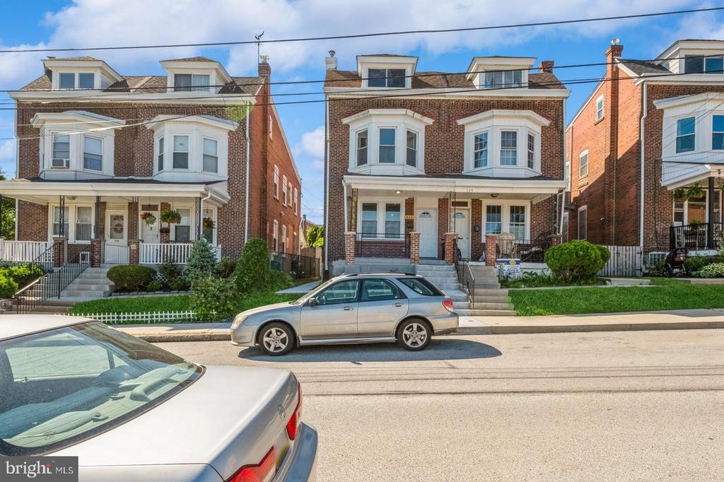 532 Bush St