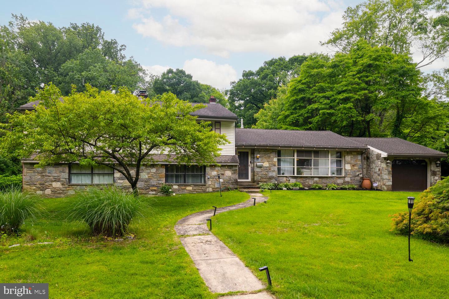 1030 Rock Creek Dr