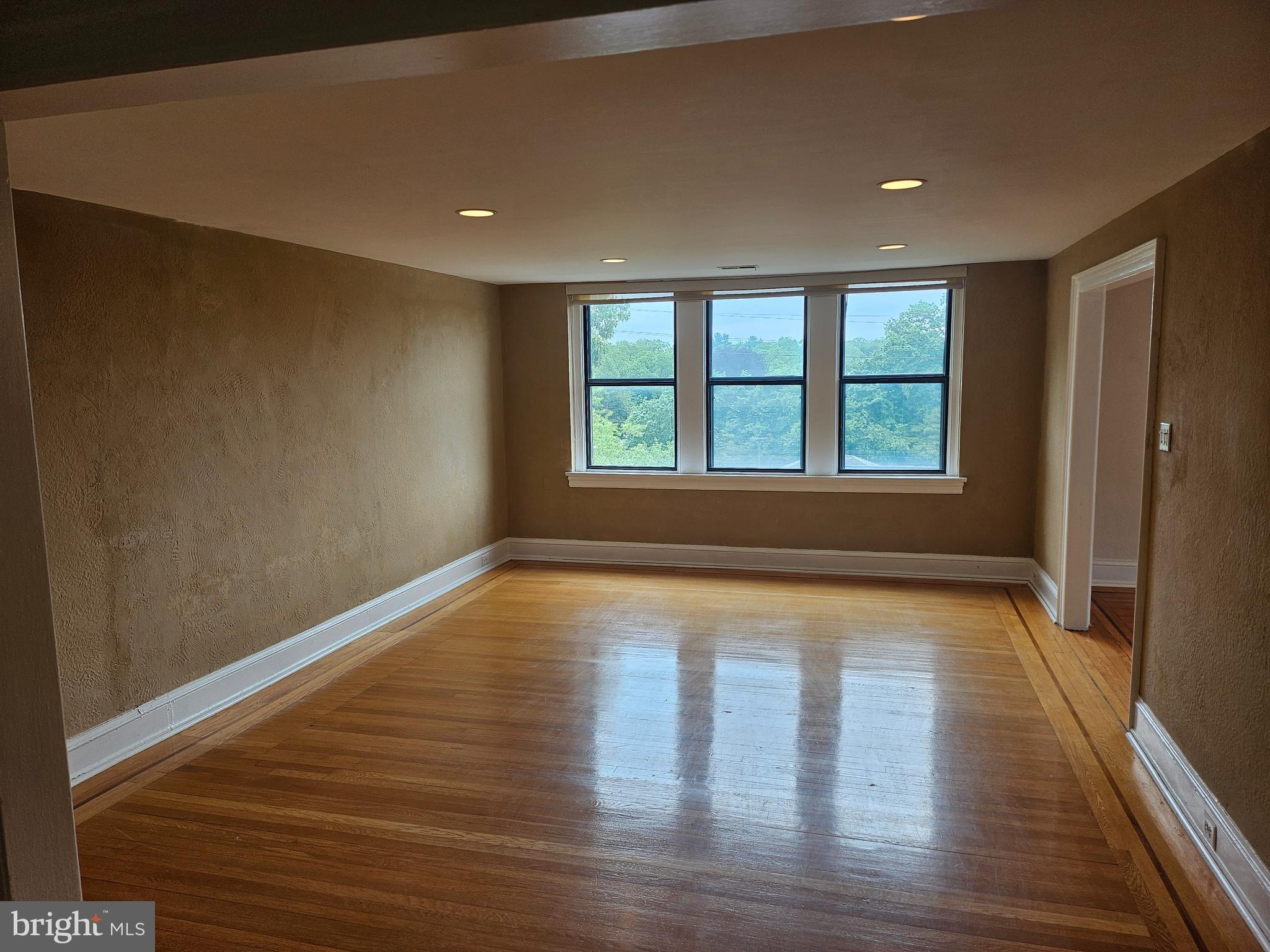 900 Valley Rd #A-401