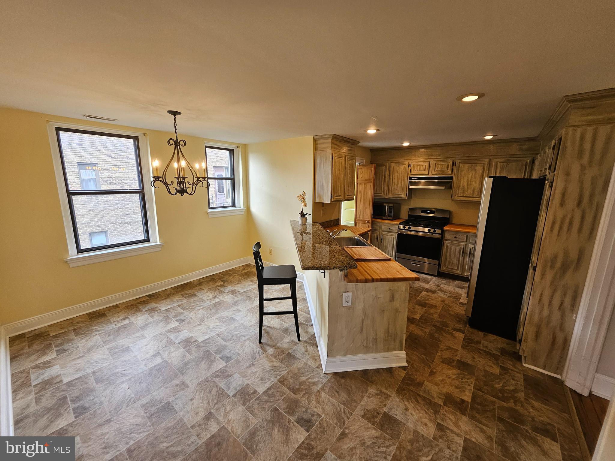 900 Valley Rd #A-401