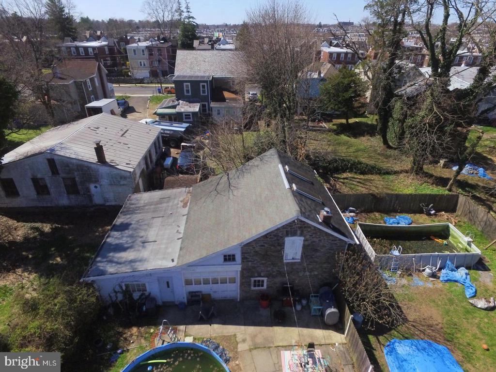 1806 Graham Ln