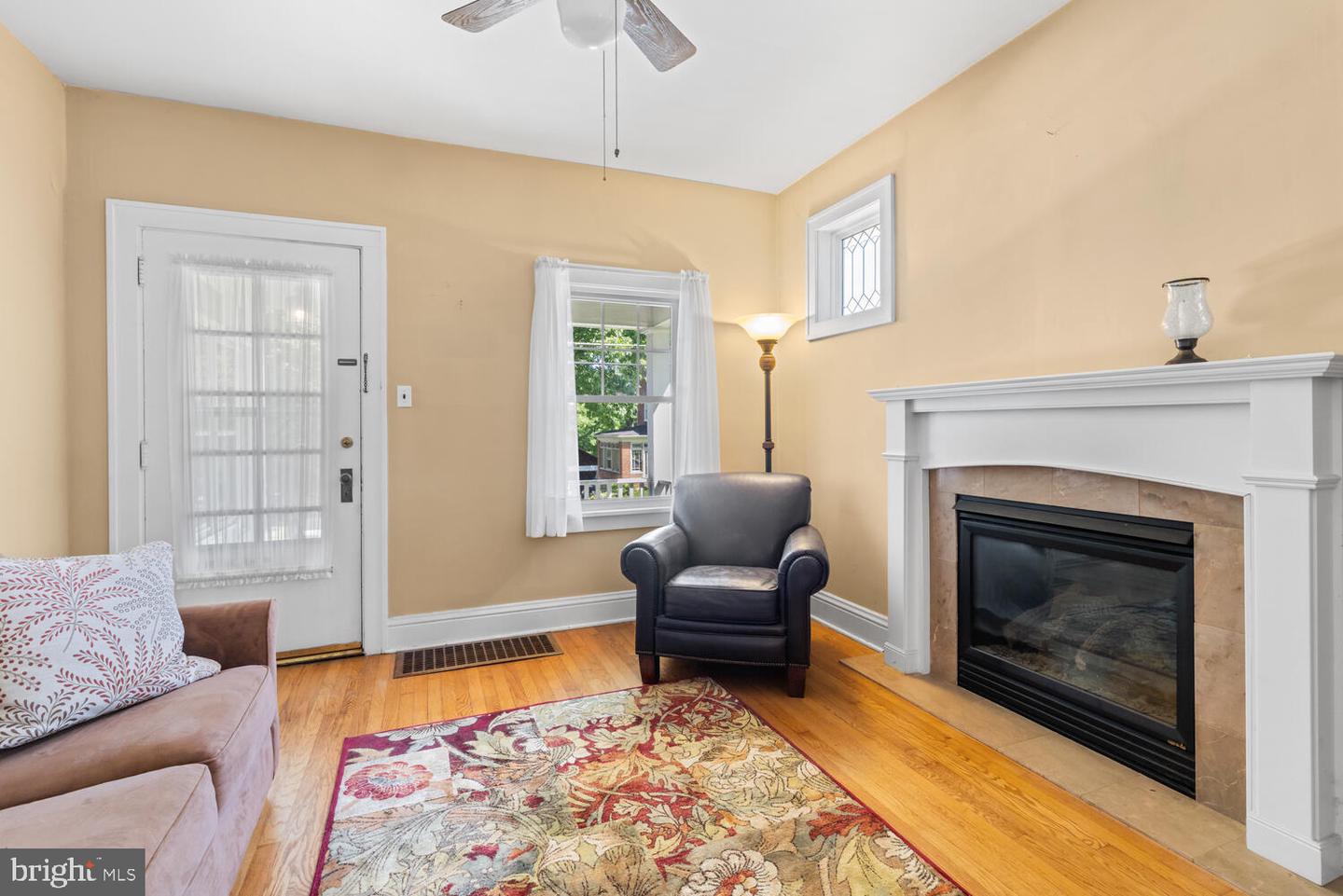 671 Edge Hill Rd