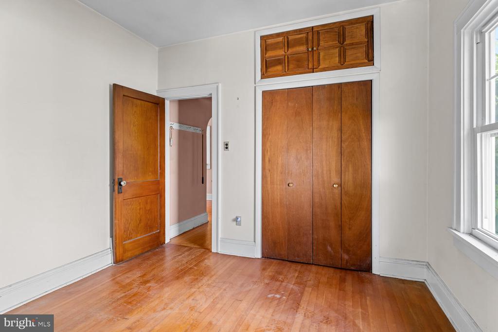 671 Edge Hill Rd