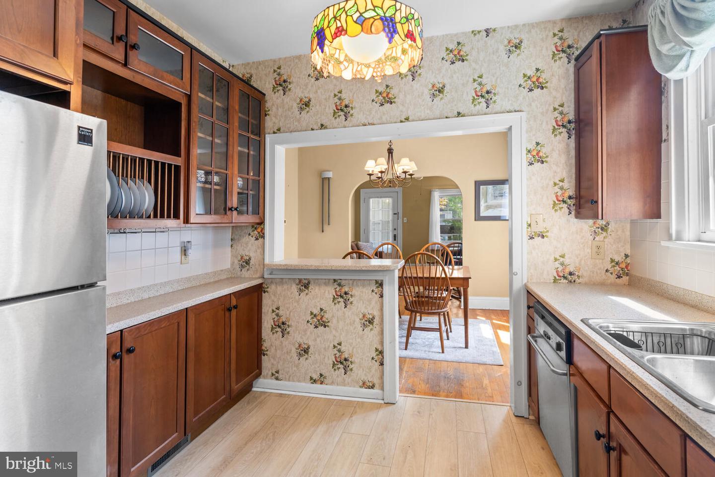 671 Edge Hill Rd