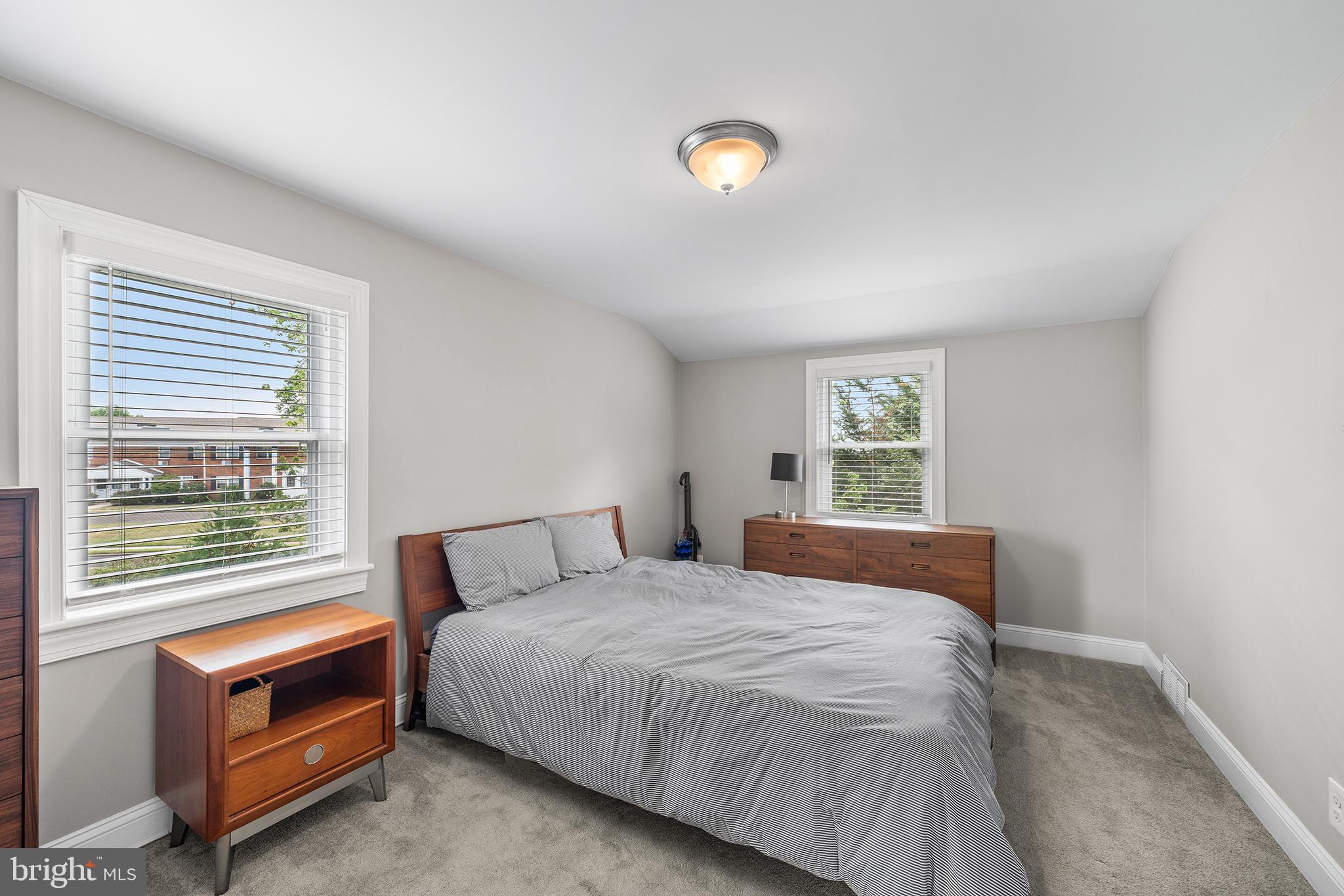 128 Church Rd