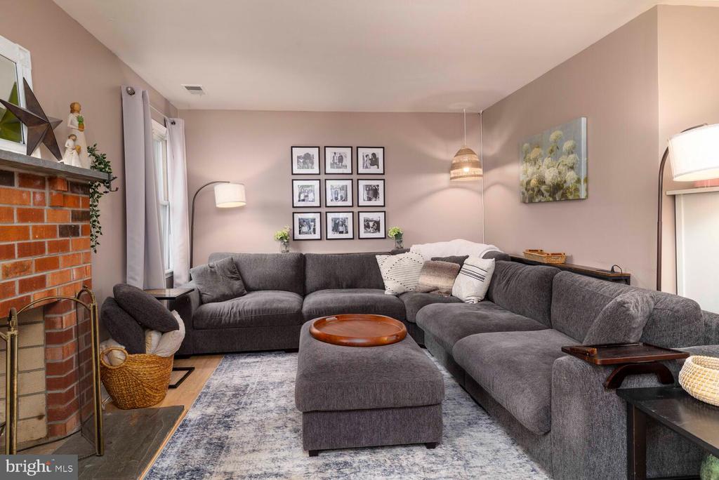 161 WILLIAM PENN DR #161