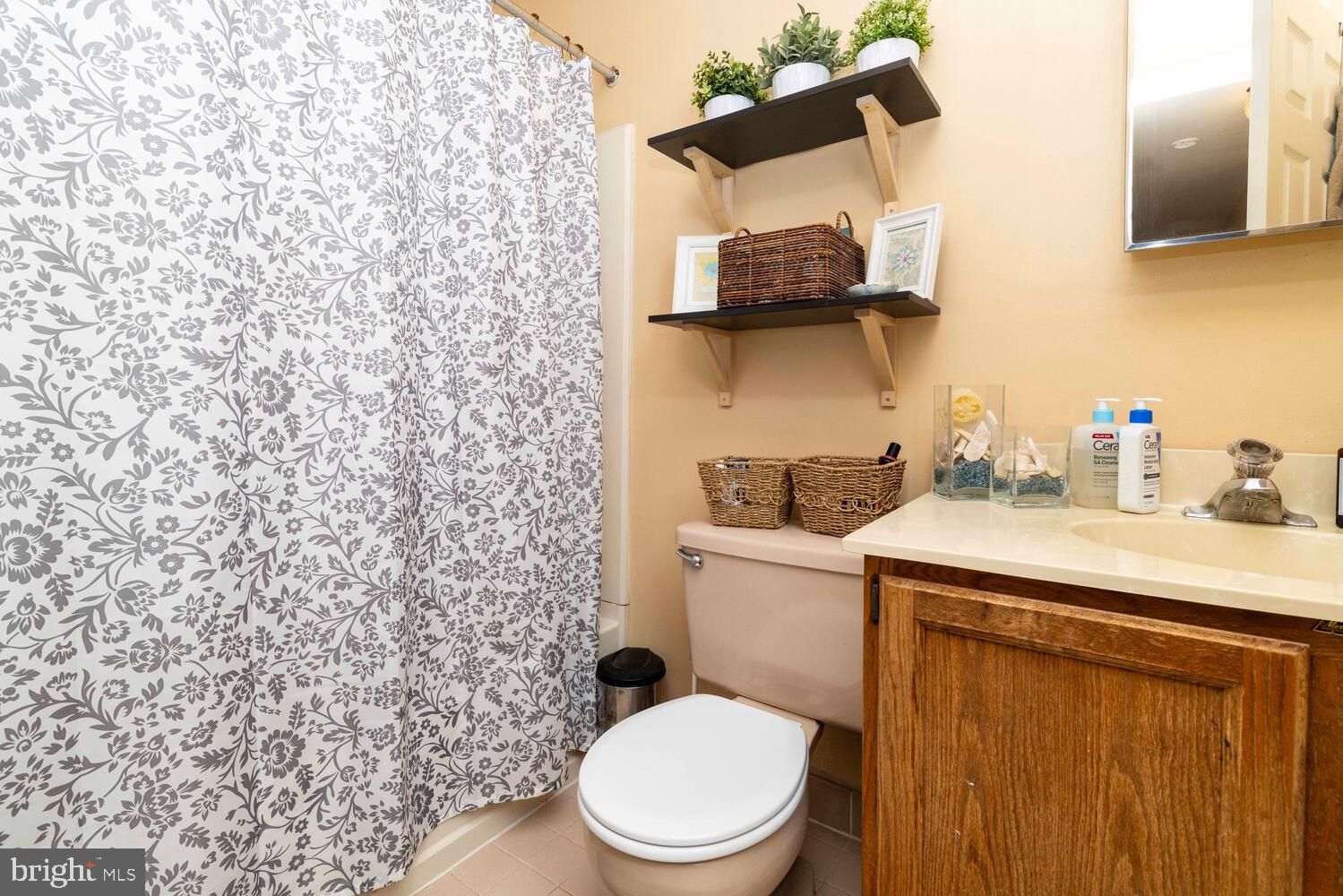 161 WILLIAM PENN DR #161