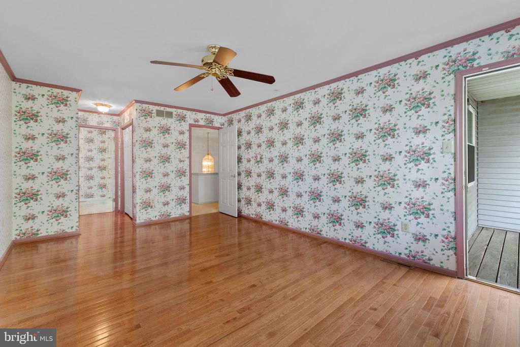 225 Orchard Dr