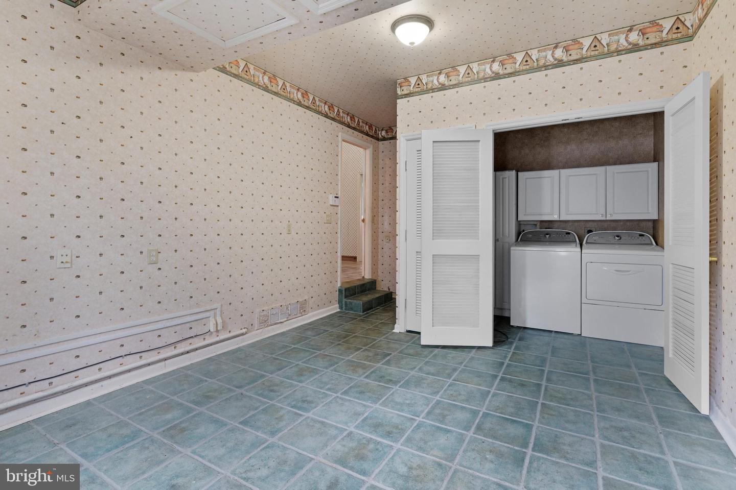 225 Orchard Dr