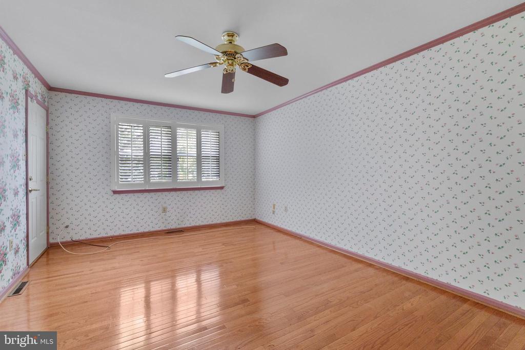 225 Orchard Dr