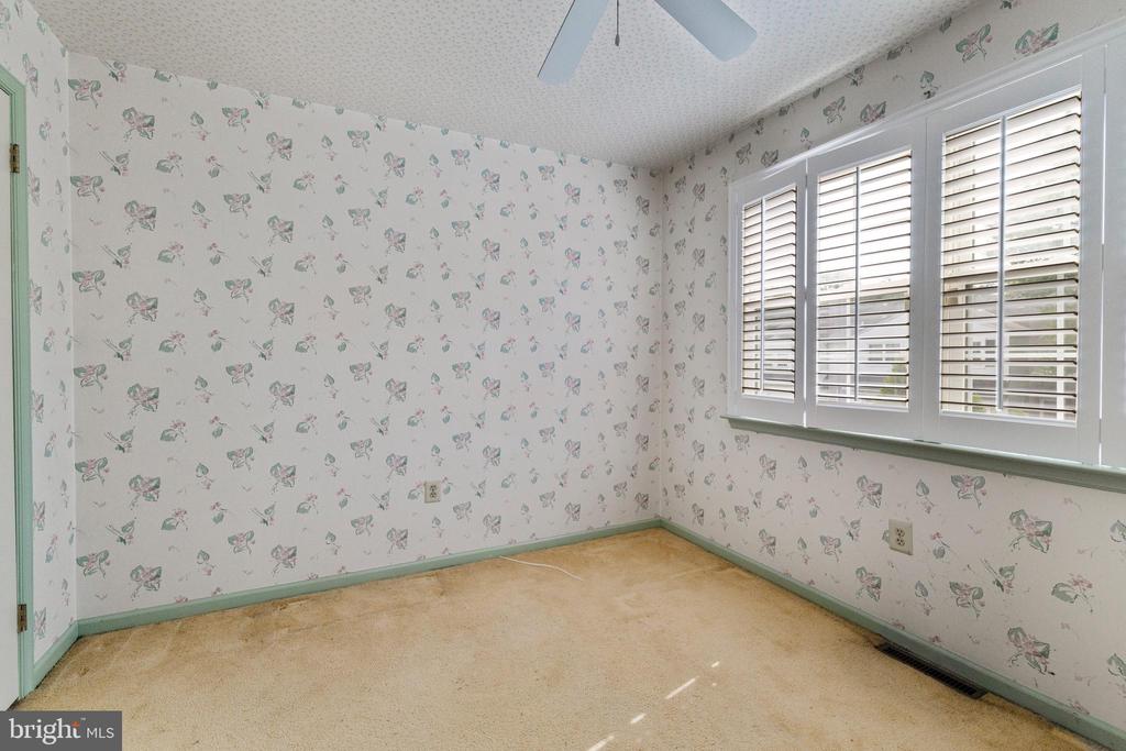 225 Orchard Dr