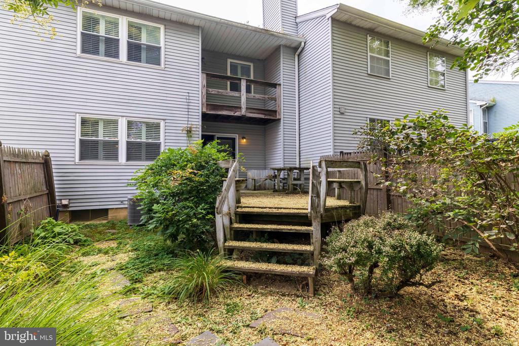 225 Orchard Dr