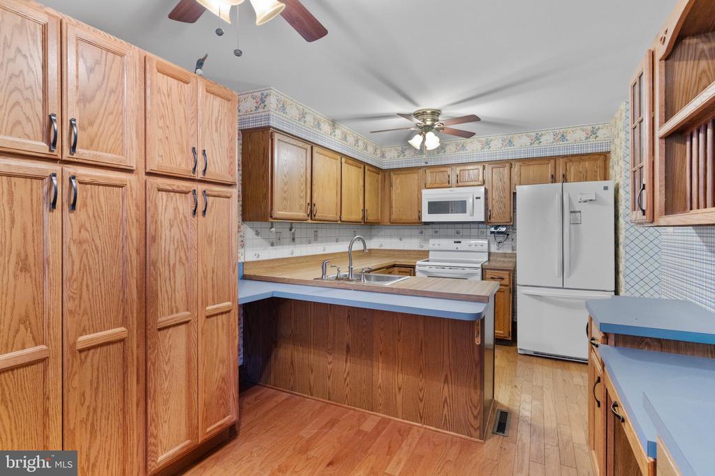 225 Orchard Dr