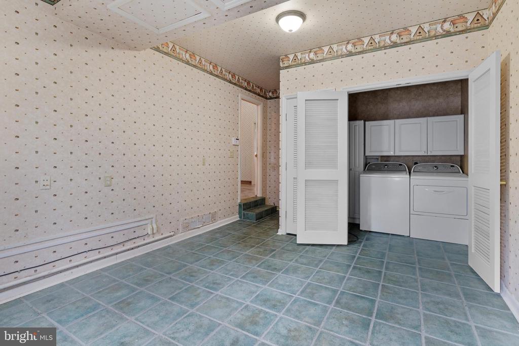 225 Orchard Dr