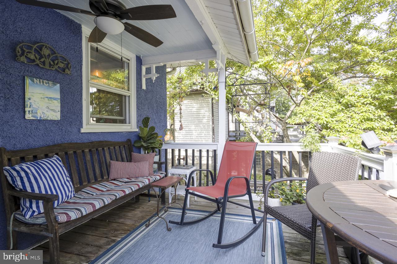221 S EASTON ROAD