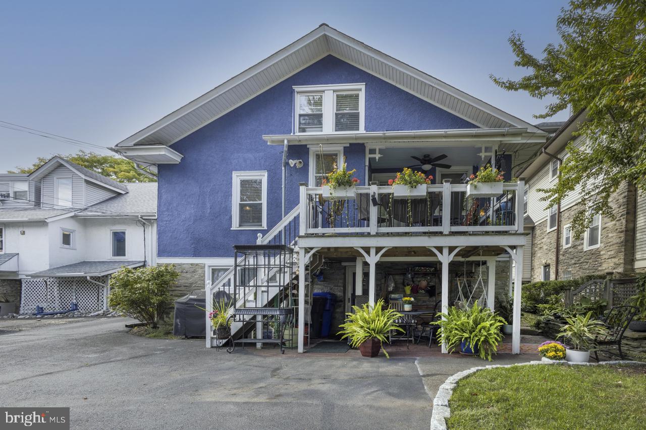 221 S EASTON ROAD