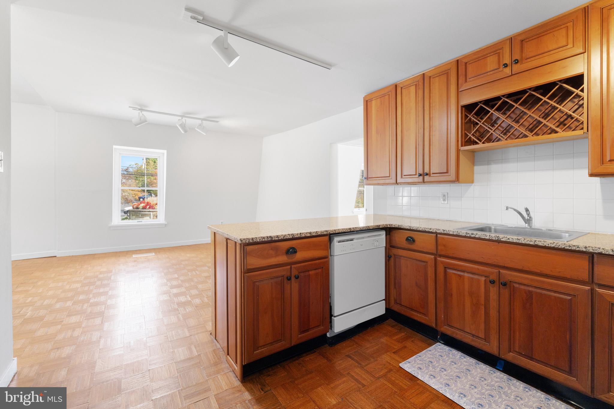 9800 GERMANTOWN PIKE