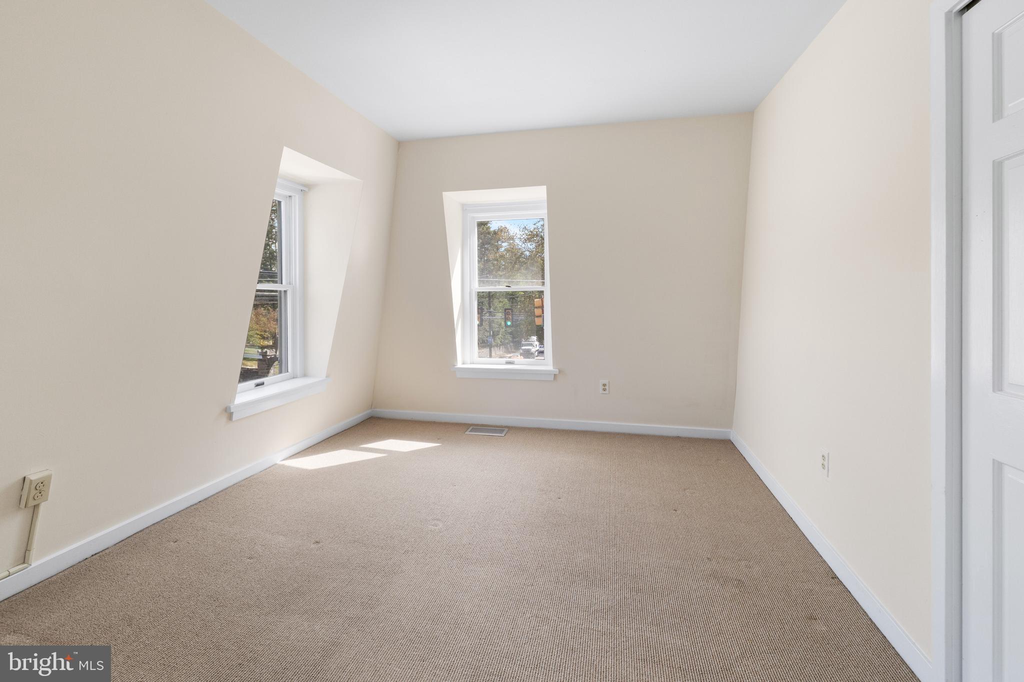 9800 GERMANTOWN PIKE