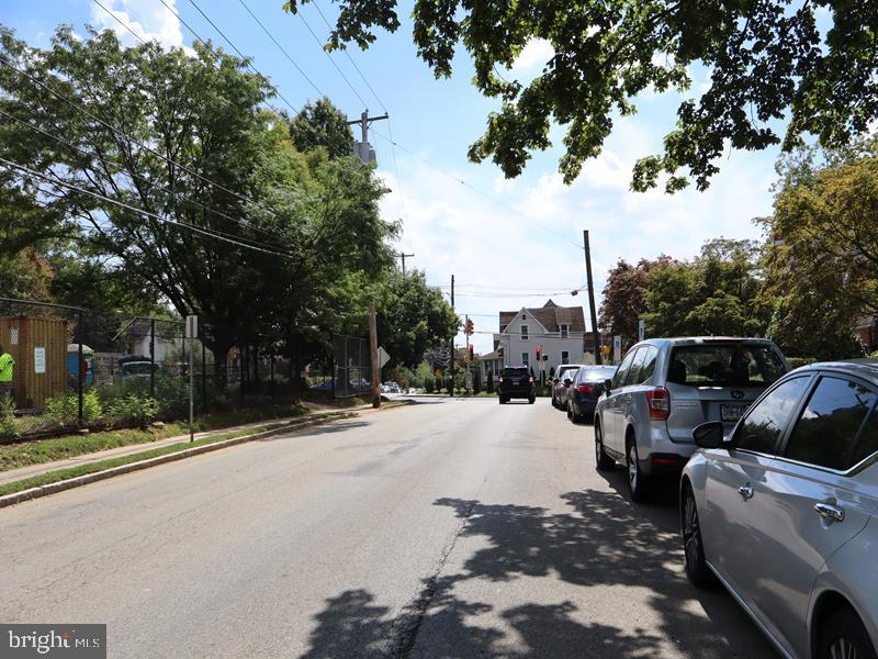 108 W SPRING AVENUE 6