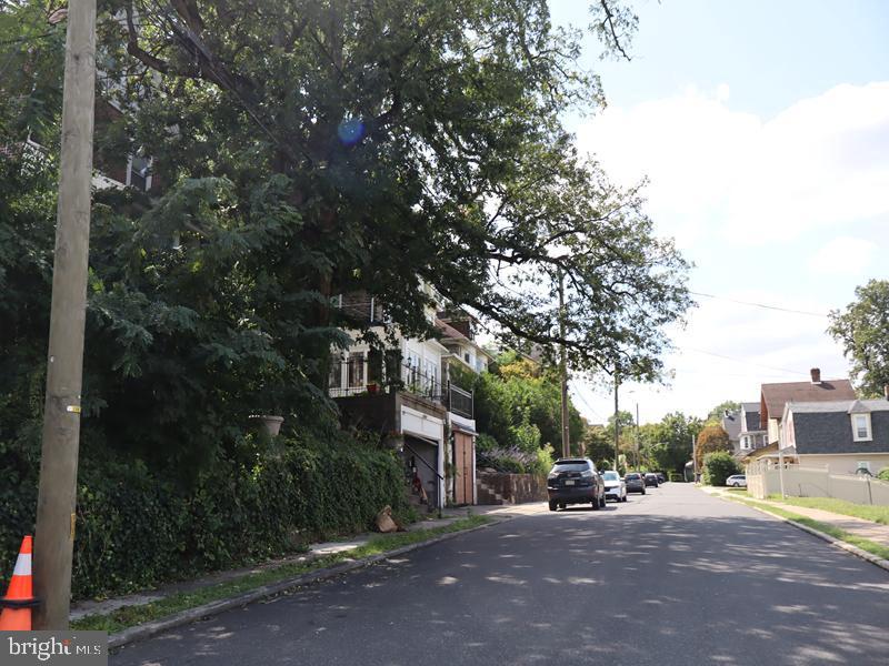 7208 CHESTNUT AVENUE