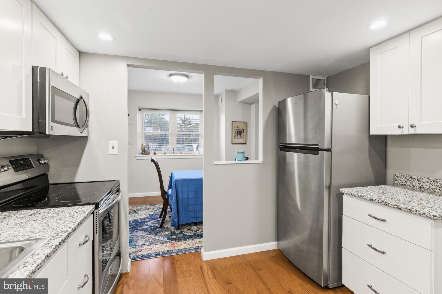 237 ARBOUR COURT