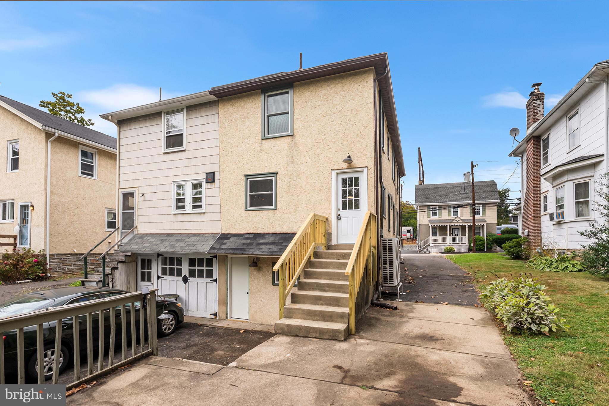 308 W GLENSIDE AVENUE