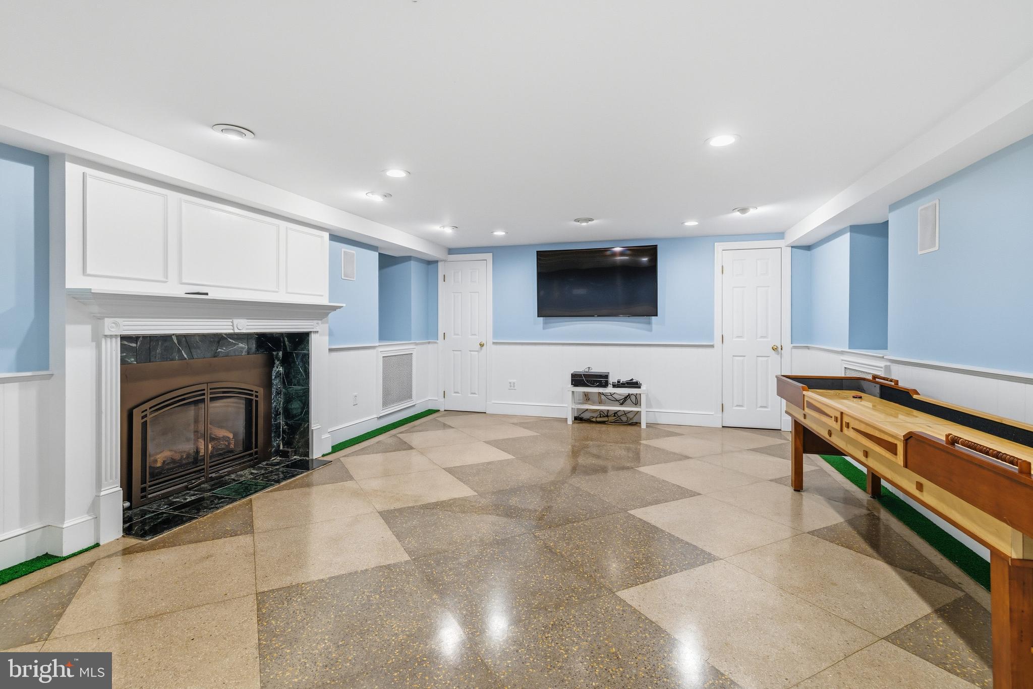 107 E MILL ROAD