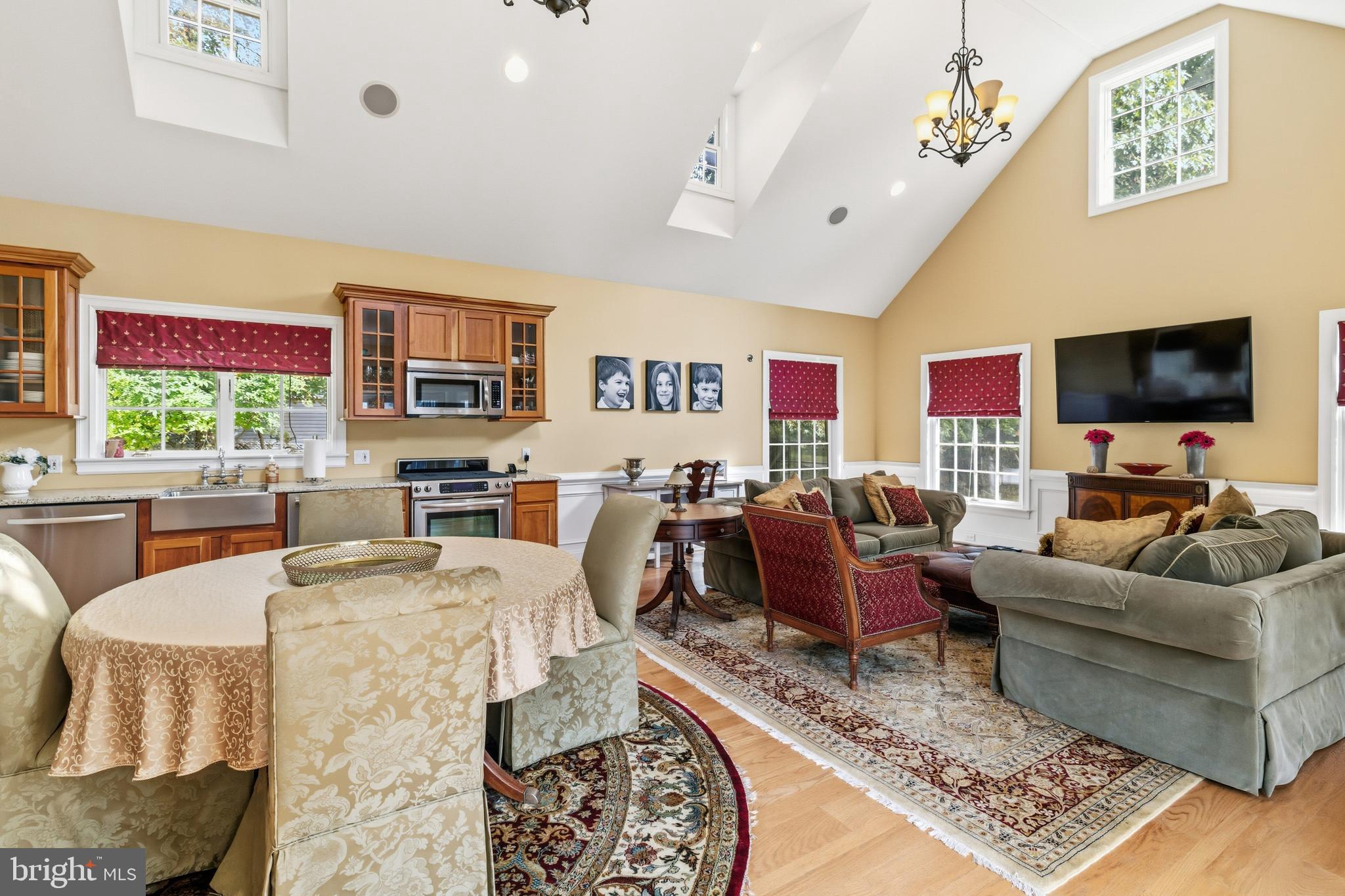 107 E MILL ROAD
