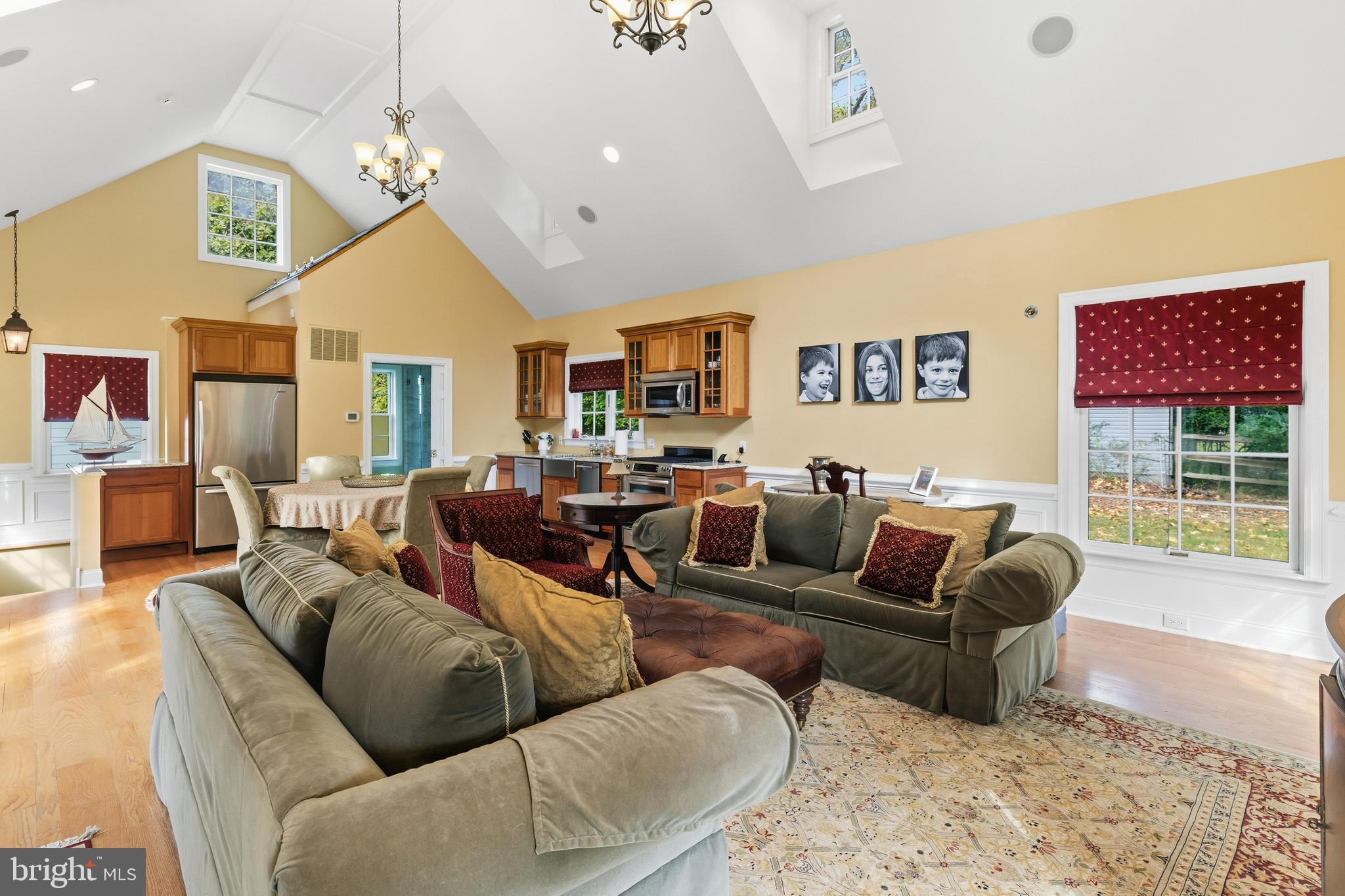 107 E MILL ROAD
