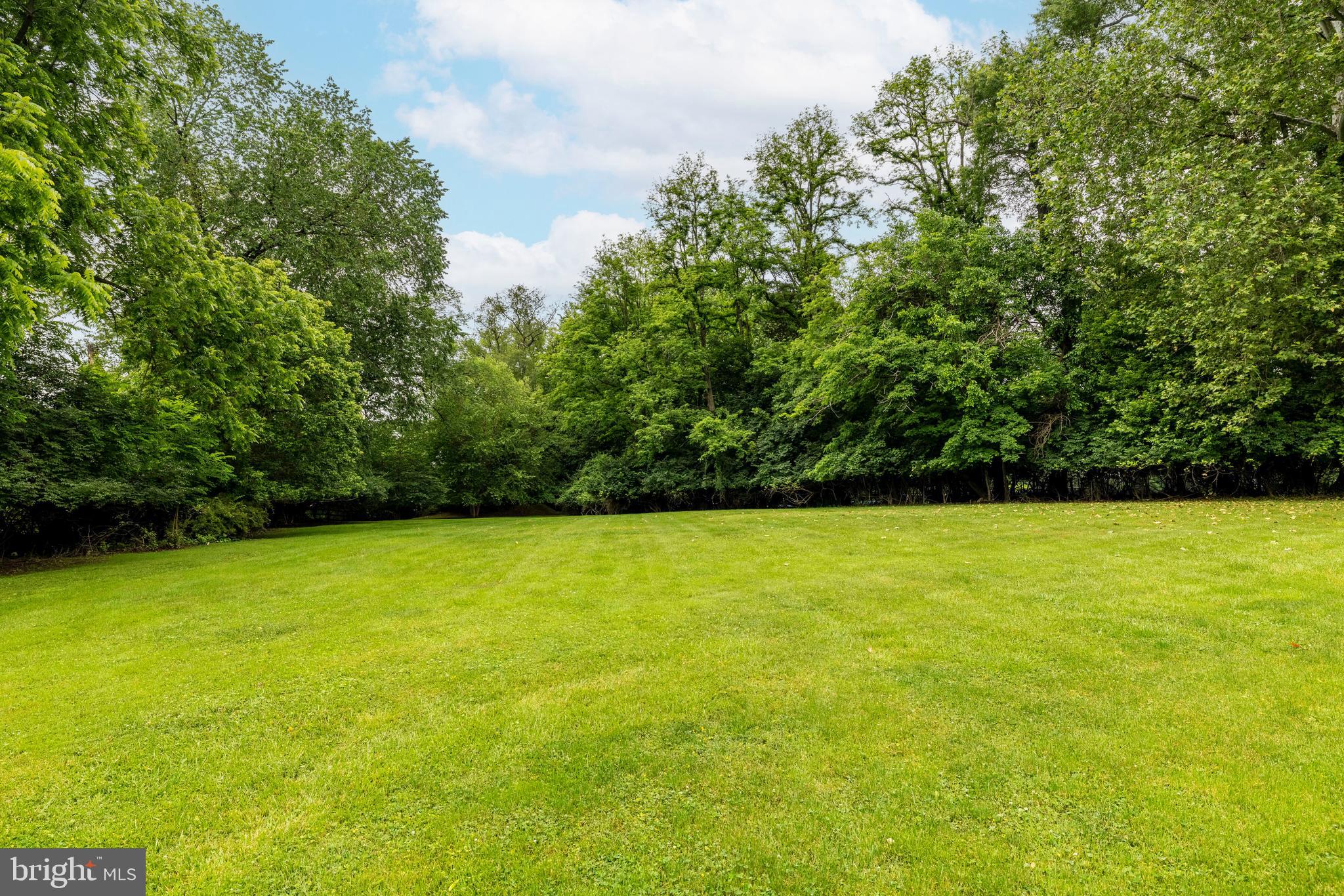107 E MILL ROAD