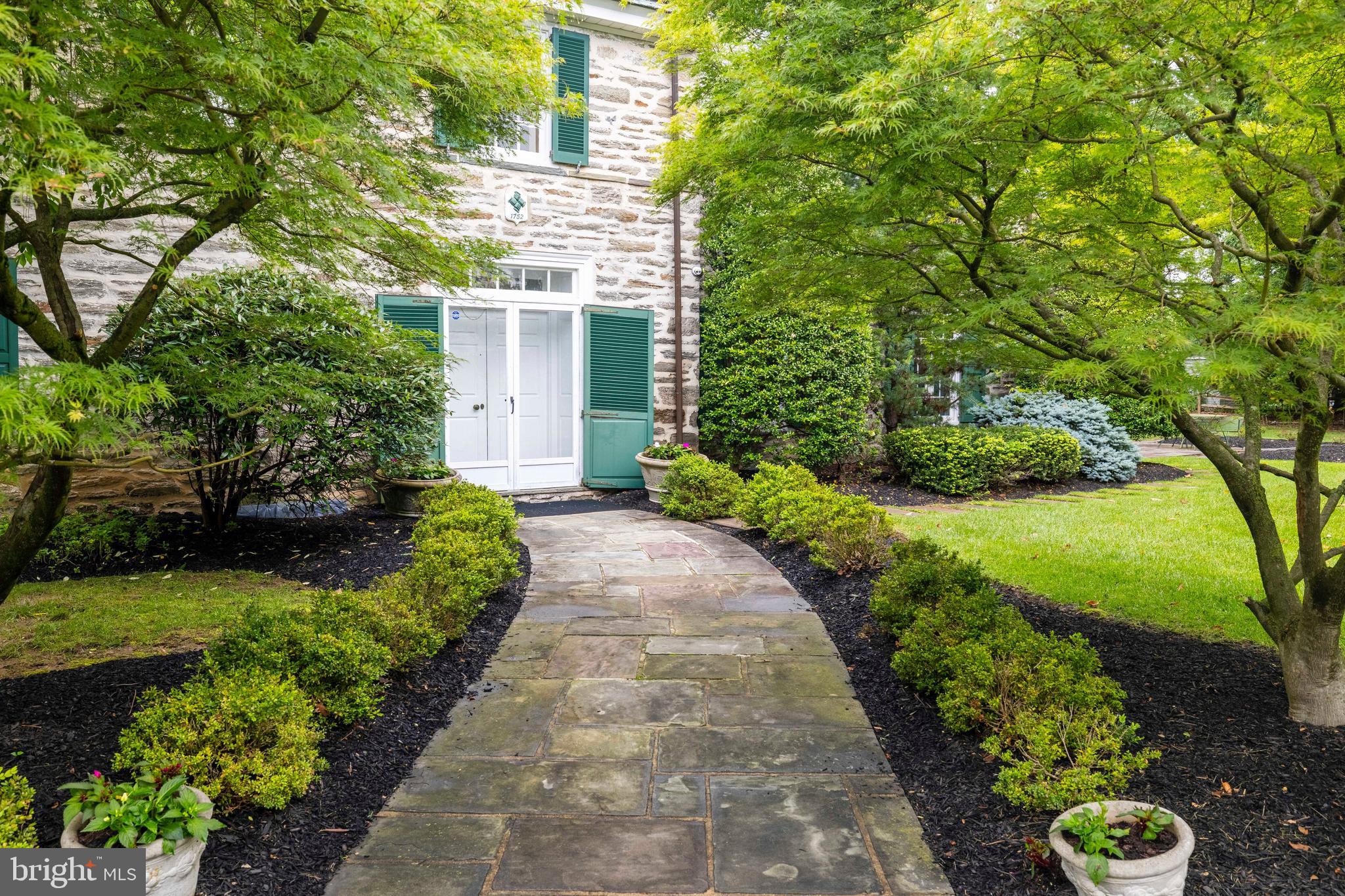 107 E MILL ROAD