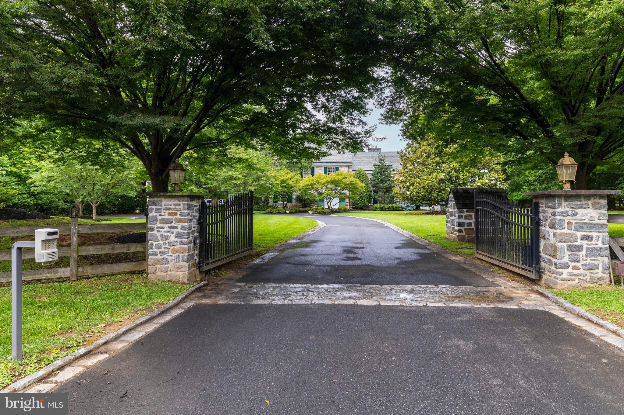 107 E MILL ROAD