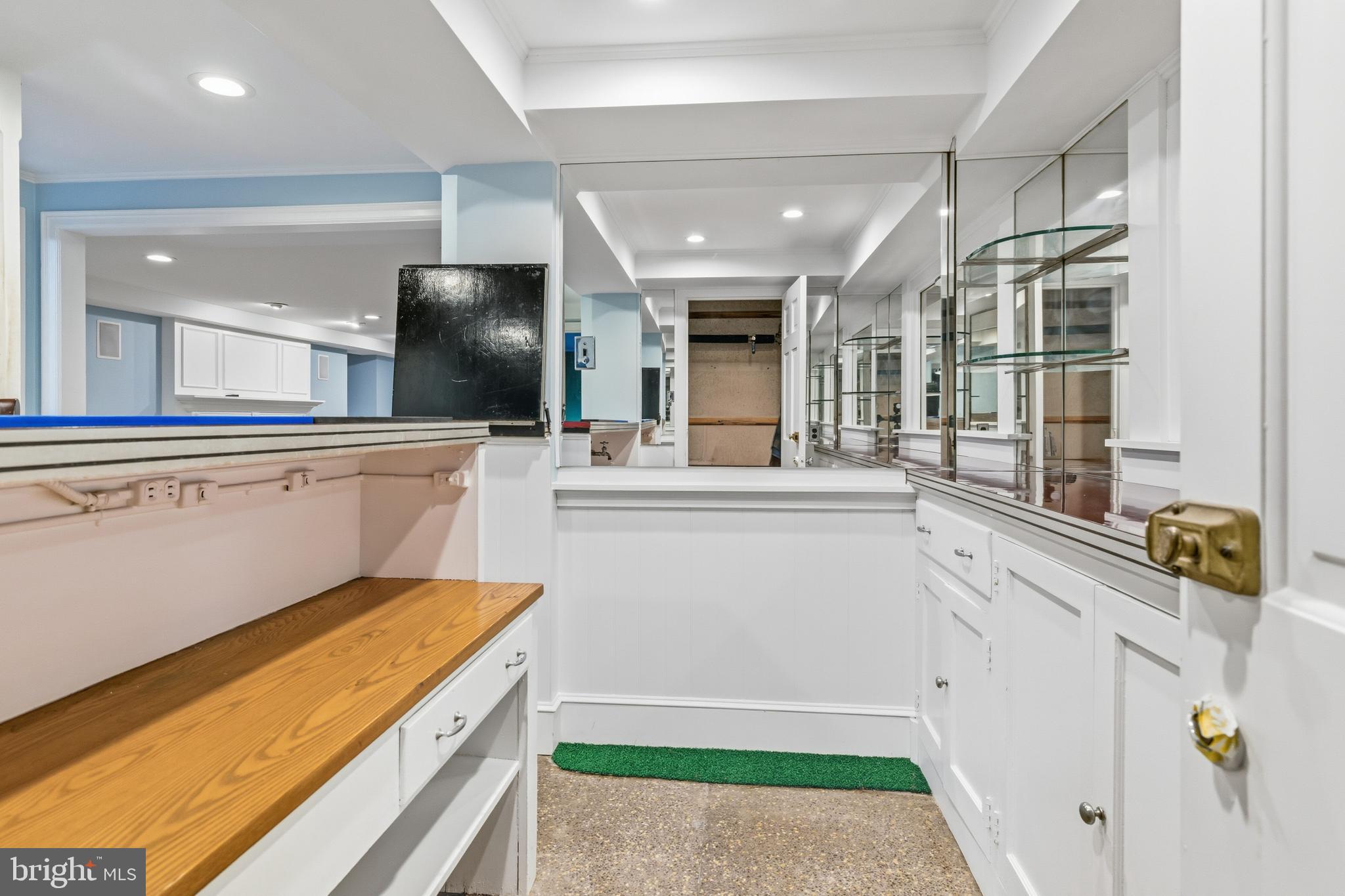107 E MILL ROAD