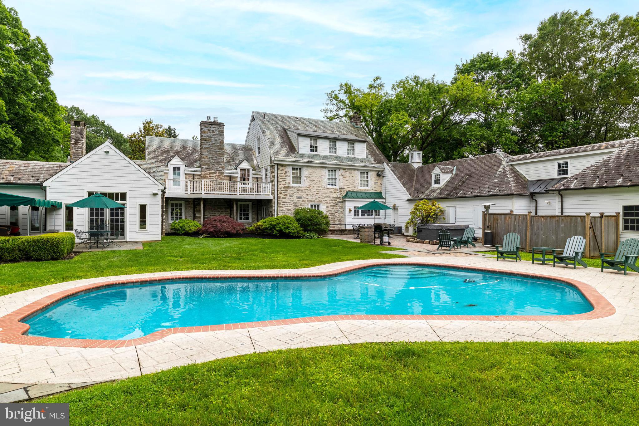 107 E MILL ROAD