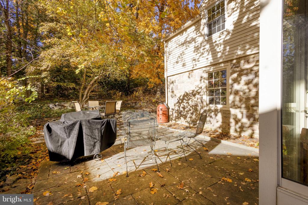 516 BEAVER ROAD
