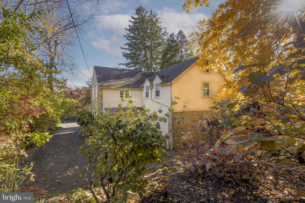 516 BEAVER ROAD