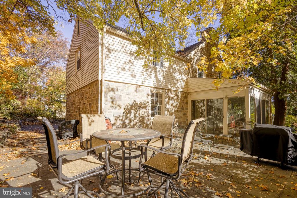 516 BEAVER ROAD